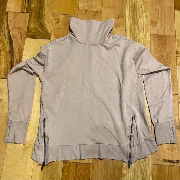 Eddie Bauer Pullover: Size M - Picture 2 of 8